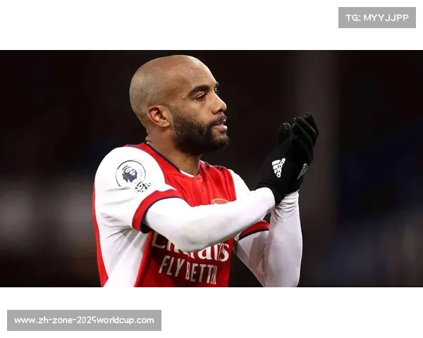 新浪英超赛事直播最新动态专业解说及深度分析全面呈现 新浪英超赛事直播最新动态专业解说及深度分析全面呈现