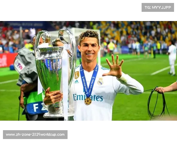 在2023年足坛总收入中C罗以18亿元稳居榜首展现领袖风范